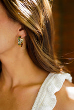 Load image into Gallery viewer, Gold Hoop Earring